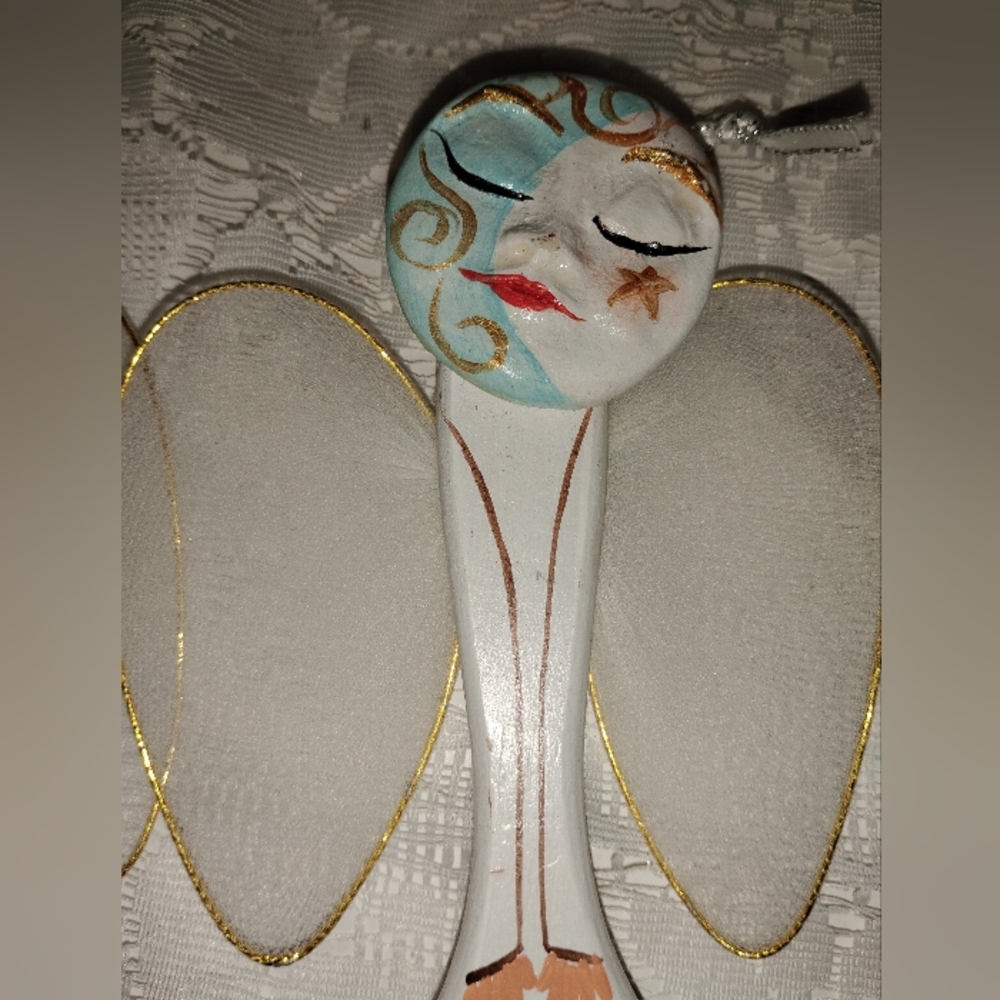 Handmade and handpainted ceramic folk art lace paintbrush angel ornaments - Picture 3 of 11